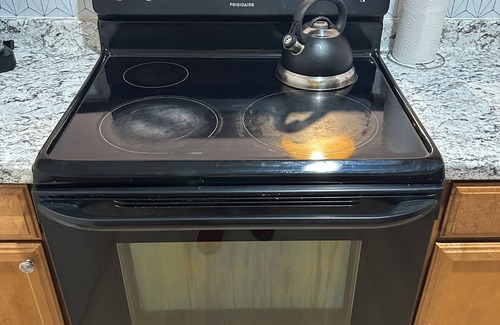 South Mountain Apartment | 3-bedroom Apt in S. PHX 10 mins from Airport with WiFi, AC