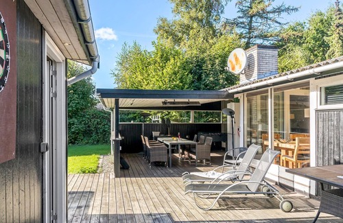 Marielyst House | 3 bedroom awesome home in Væggerløse