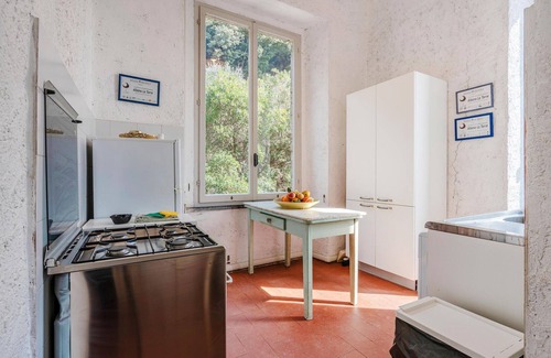 La Spezia House | 3 bedroom awesome home in La Spezia