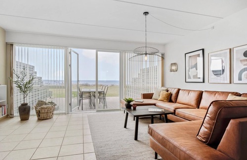 Assens House | 3 bedroom beach front home in Assens