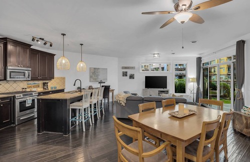 Westbank Condo | 3 bedroom beauty just steps away from the pool, hot tub, and lake!