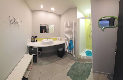 Vals-les-Bains Bed & Breakfast | 3 bedroom bed & breakfast in vals-les-bains
