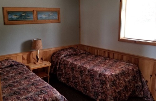 Beltrami County Resort | 3-bedroom Cabin at West Wind Resort in beautiful Waskish, MN on Upper Red Lake.
