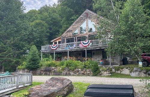 Stark Cabin | 3 Bedroom cabin on South Pond in Stark NH