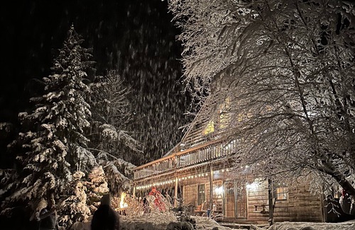 Stark Cabin | 3 Bedroom cabin on South Pond in Stark NH