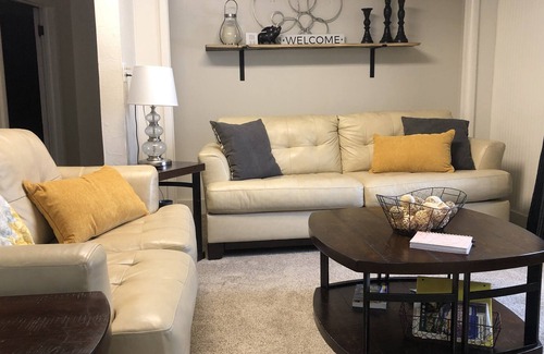 Fairfield Apartment | 3 Bedroom Central Avenue Apartment