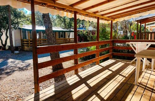 Roquebrune-sur-Argens Other | 3 bedroom Chalets Camping Leï Suves - JoyCasa