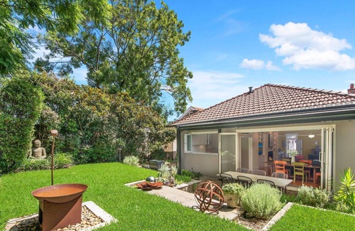 Cremorne House | 3 Bedroom Cottage in the heart of Cremorne!