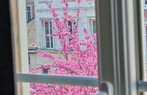 Lisieux House | 3-bedroom family home with courtyard in the center of town!