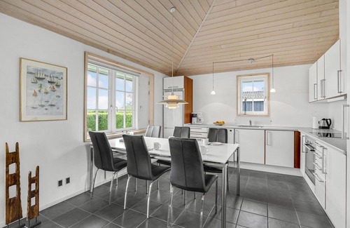 Flovt Strand House | 3 bedroom gorgeous home in Haderslev