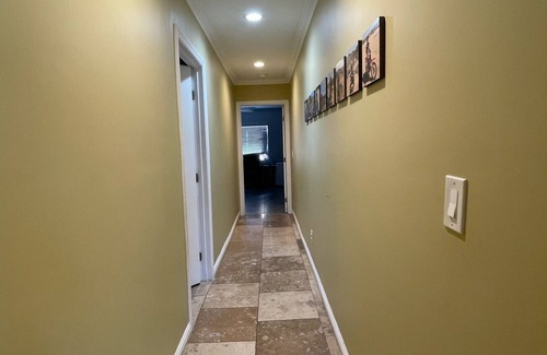 Bell House | 3 Bedroom Home 1 Gig Wifi