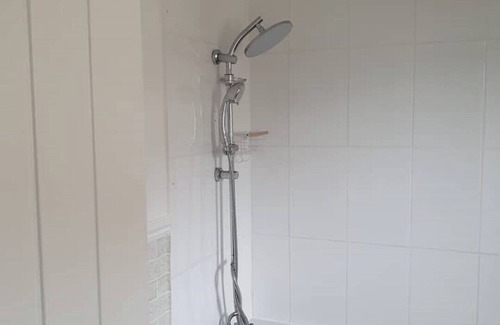 Grimsby House | 3 bedroom Home in Grimsby