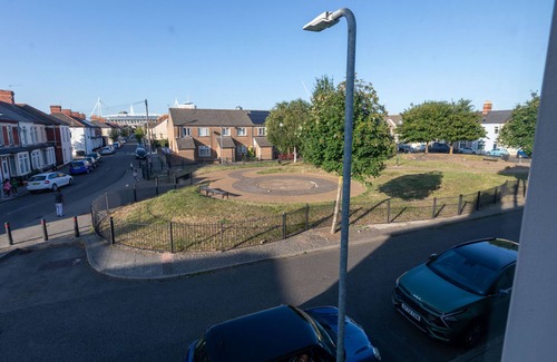 Grangetown House | 3 Bedroom House in Cardiff near Cardiff Castle