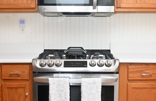 Douglasville House | 3-bedroom house in fabulous Douglasville with AC, WiFi