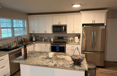 Old Aurora House | 3-bedroom house in delightful New Orleans with outdoor space and parking