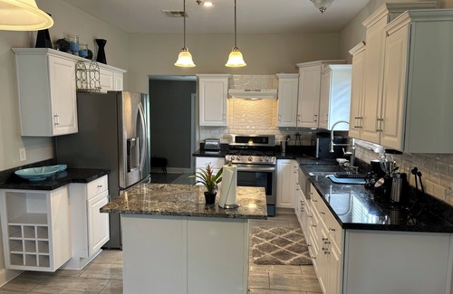 Saint Roch House | 3-bedroom house in charming New Orleans with WiFi, AC. Unwind in style