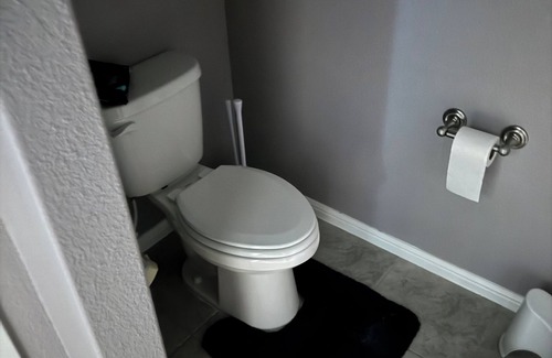 Justin House | 3-bedroom house in welcoming Justin with WiFi, AC. Enjoy your stay