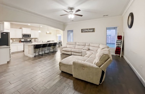 Hobbs House | 3-bedroom house in welcoming Hobbs with WiFi, AC