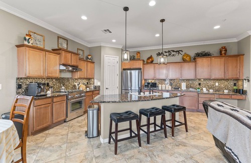 Montecito in Estrella House | 3-bedroom house in wonderful Goodyear with AC, WiFi, Pool, Fire Pit