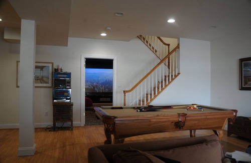 Fort Howard House | 3 Bedroom house. The BayHouse on The water. Movie theater Dock, Rafts, Fishin