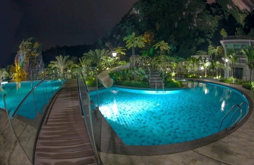 Hulu Kinta Apartment | 3 Bedroom Lakeview Premier Suite #6