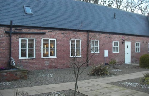 Nunthorpe House | 3 Bedroom Stable Conversion set in private grounds