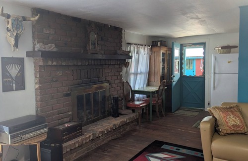 Dragoon House | 3 bedroom, unique vintage private house with beautiful, peaceful mountain views