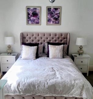 Perth Apartment | 3 Bedroom villa attached to Host home free parking