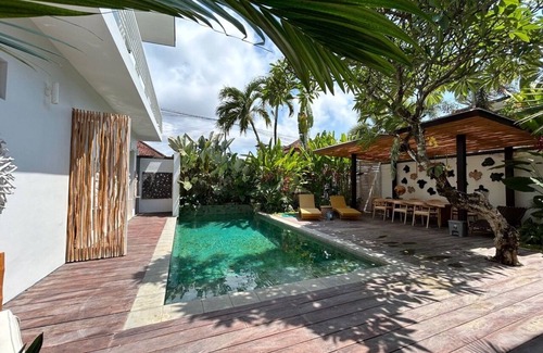 Sanur Villa | 3-Bedroom Villa in Sanur Area with Connecting room
