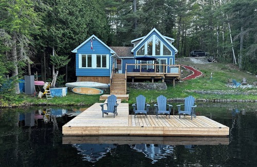 Gravenhurst Cottage | 3 bedroom waterfront cottage on quiet Sunny Lake in Muskoka.