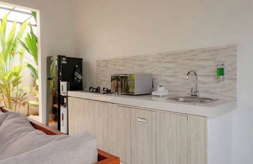 Selong Belanak Villa | 3 Bedrooms Private Villa with Pool near the Beach
