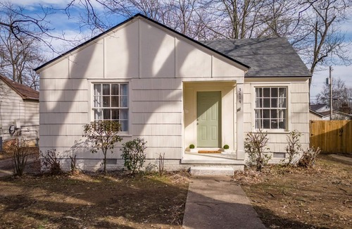 North Little Rock House | 3 BR Fully Fenced Park Hill Home