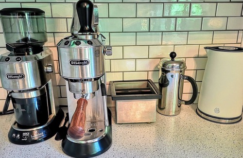 Huntsville House | 3 BR Harp Hygge House. Only 8min to Hidden Valley!