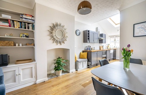 York Cottage | 3 Darnborough Street - a family break that sleeps 4 guests in 2 bedrooms