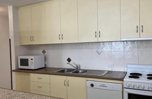 Kings Beach Apartment | #3 Dulkara, No Roads To Cross To Kings Beach