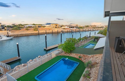 Exmouth House | 3 Kestrel Place - complete with private pool