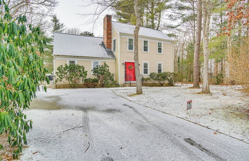 Cotuit House | 3 Mi to Beaches & Golfing: Family Gem in Cotuit
