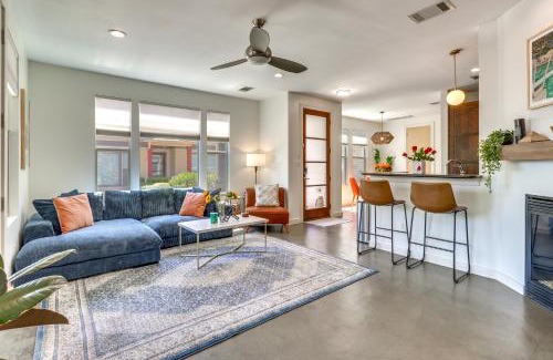 Galindo House | 3 Mi to Dtwn Centrally Located Austin Townhome