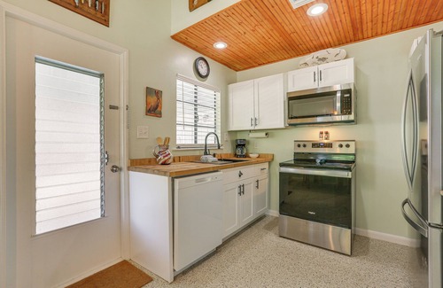 Edgewood Apartment | 3 Mi to Dtwn Fort Myers: Apt w/Outdoor Space