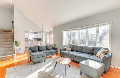 Newark House | 3 Mi to Dtwn: Home w/Yard in Newark