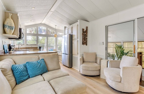 Nokomis House | 3 Mi to Nokomis Beach: Resort Home in Florida