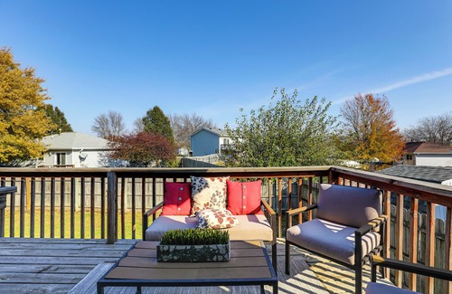 West Lincoln House | 3 Mi to UNL & Memorial Stadium: Home w/Large Yard