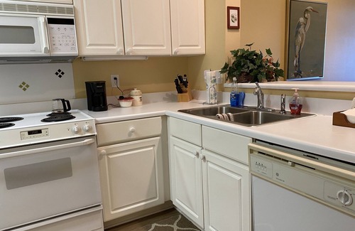 Gulf Shores Condo | 3 miles to the beach. Shopping & golf next door. Close to many things, yet quiet