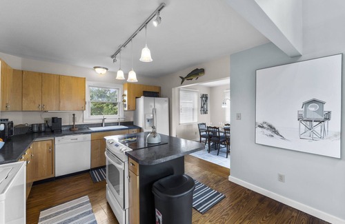 Frisco House | 3 Mins to Beach, Cozy Frisco 3Bd w/Hot Tub