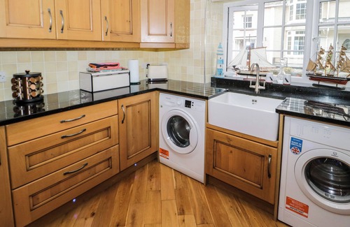 Moelfre Cottage | 3 MORANEDD, family friendly, character holiday cottage in Moelfre