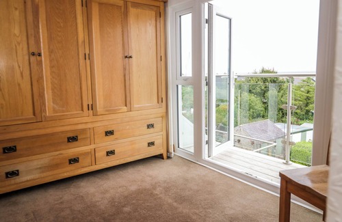 Moelfre Cottage | 3 MORANEDD, family friendly, character holiday cottage in Moelfre