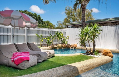West End House | 3 Palms Lagoon Pool Villa