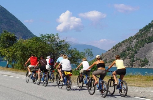 Laerdal House | 3 person holiday park home in Lærdal
