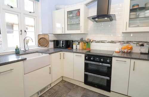 Long Marton Cottage | 3 RAILWAY COTTAGES, pet friendly in Appleby-In-Westmorland