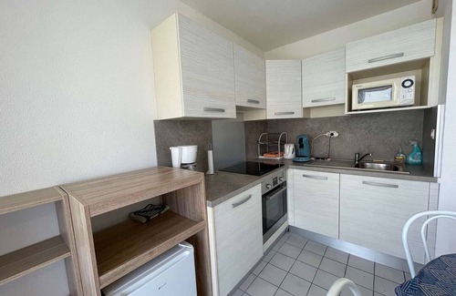 Saint-Jean-de-Monts Apartment | 3-room apartment with balcony, pool, and parking near the sea - sleeps 6